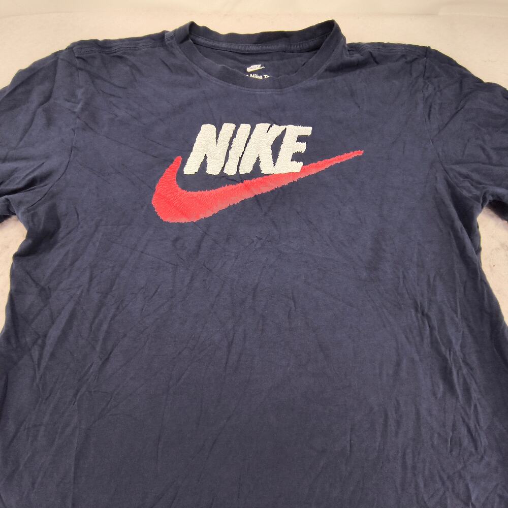 Nike Tee Short Sleeve Crew Neck Shirt Mens Size Medium M Navy Blue Red